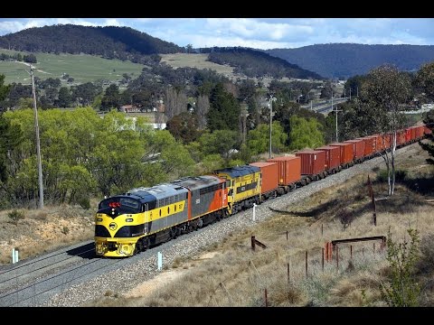 "SIMPLY STREAMLINERS" - video preview