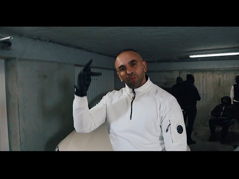 LA BAVURE  - FREESTYLE BLACK & WHITE (clip officiel)