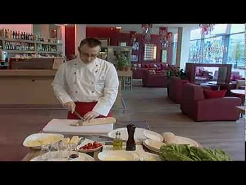 Virtuvės profesionalas pataria, kaip gaminti Cezario salotas