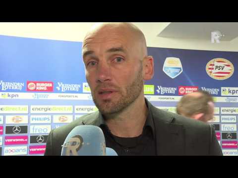 Mitchell van der Gaag na PSV - Excelsior in gesprek met verslaggever Dennis Kranenburg