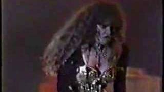 GLORIA TREVI, LLORAN MIS MUÑECAS