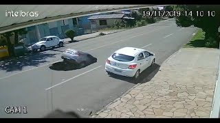 faze tari groapa mare in mijlocul drumului