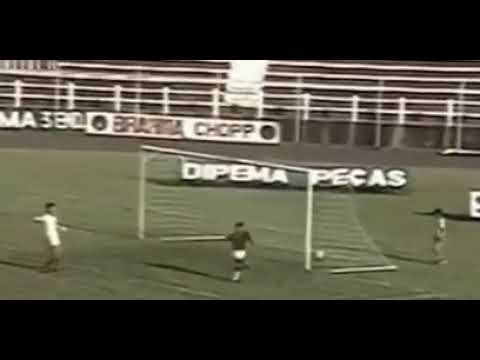 Toledo 0 x 3 Paraná Clube 1990