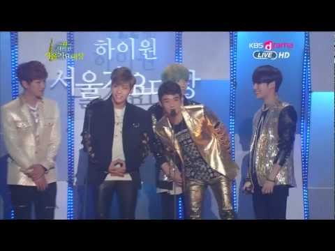 130131 Seoul Music Awards 22nd - SHINee Popularity Award