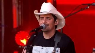 Brad Paisley ft. Demi Lovato - Without a Fight - Live [LEGENDADO/TRADUÇÃO]