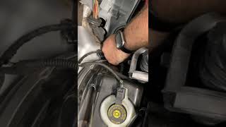 B8.5 S4/S5 Clutch Master Cylinder Replacement part 4