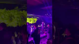 Roberto Tapia - Caminos Diferentes ft. Banda Llano Grande