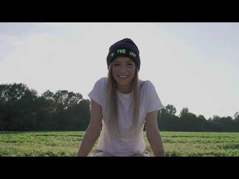yoitsCrash - 2 Vibes (feat. ImtheJay) [Official Music Video]