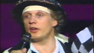 De koekoek in de klok Music Video