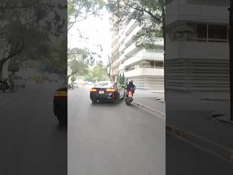 Quien tuvo la culpa y por qué el del carro?? #observacionesdiarias #rayrides #polanco #cdmx
