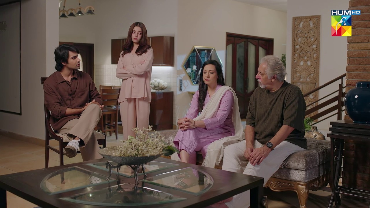 Mein Tou Nahi Jaon Gi Fahad Ko Airport Lenay...! Naraz Hai Zindagi - HUM TV
