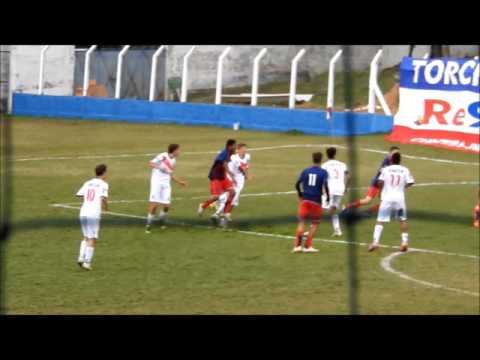 Chrystian Barletta gol impedido contra o Parana Clube