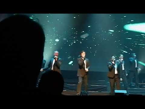Straight No Chaser - Sweet Dreams/Handclap