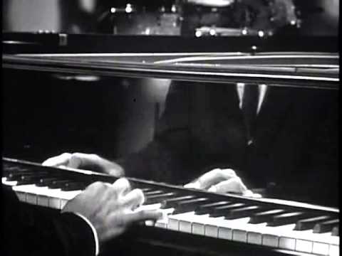 download lagu mp3 mp4 Phineas Newborn, download lagu Phineas Newborn gratis, unduh video klip Phineas Newborn