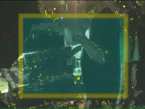 KING SHILOH SOUNDSYSTEM ft ras lion - Father version (mouse dub2) @ 1 world R-dam 01-07-2006