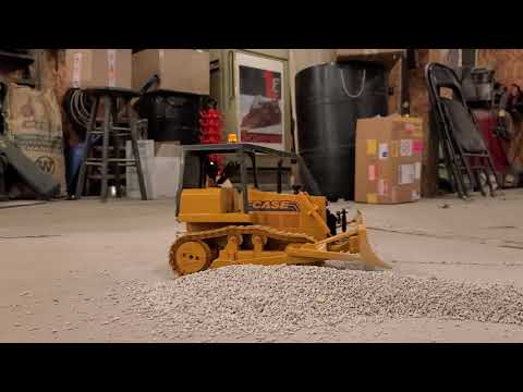 1/16 ERTL CASE 1550 RC DOZER CONVERSION TEST DRIVE BULLDOZER