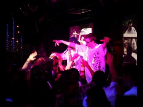 TOMMY BLUNT_f_BERMAN - BLAST 'EM (WEEDMIX_LIVE 2010).avi