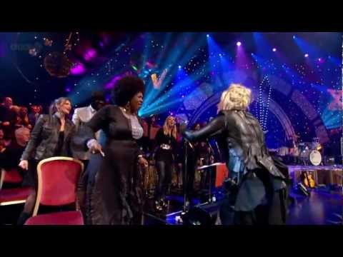 Cyndi Lauper - Girls Just Want To Have Fun (Jools Annual Hootenanny 2012)