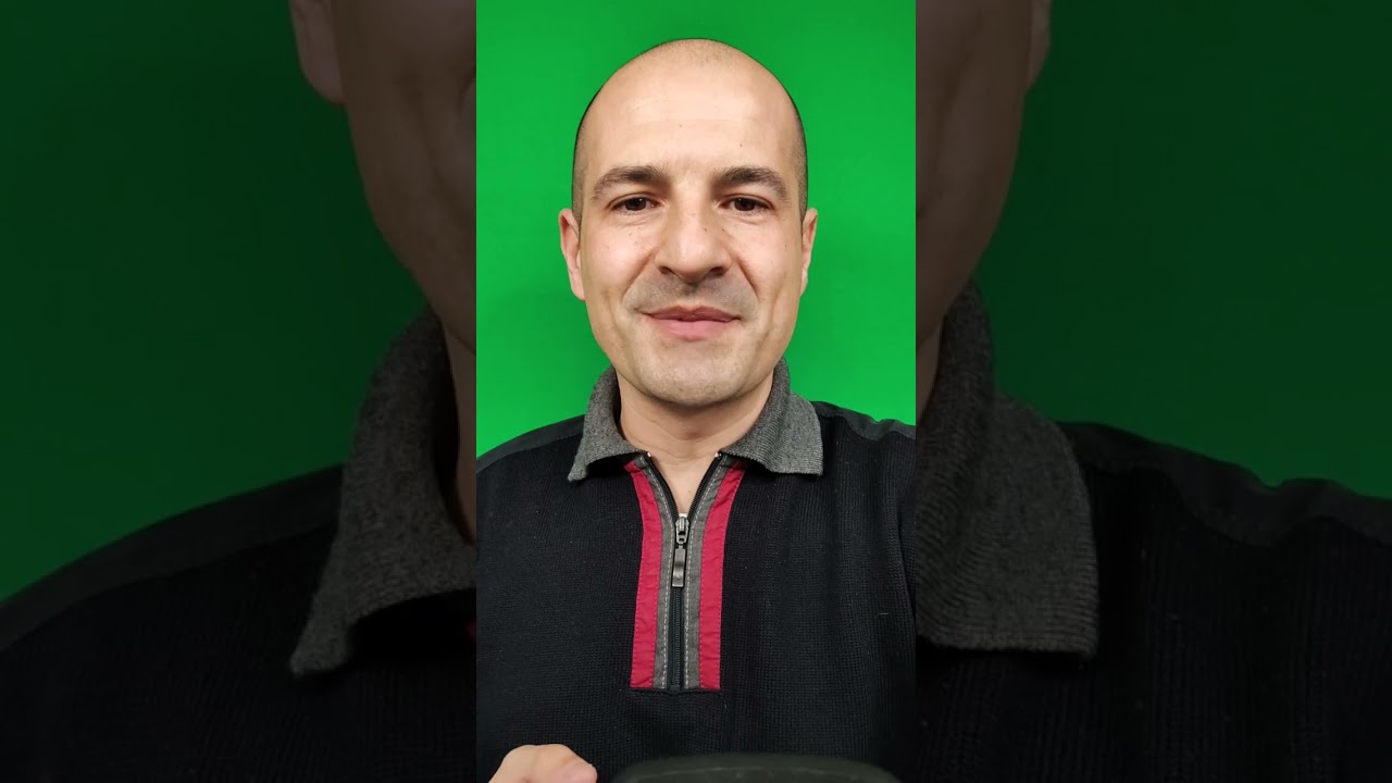 How to improve the background image with a greenscreen in Teams #shorts