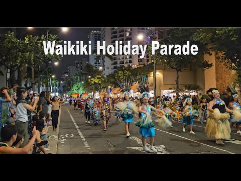 [4K] Waikiki Holiday Parade 2023 na Avenida Kalakaua, Honolulu, Oahu, Havaí