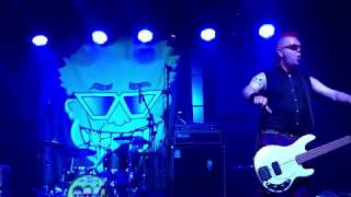 THE TOY DOLLS - SPIDERS IN THE DRESSING ROOM