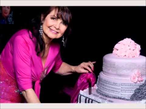 Min Shaw  – The Old Rugged Cross