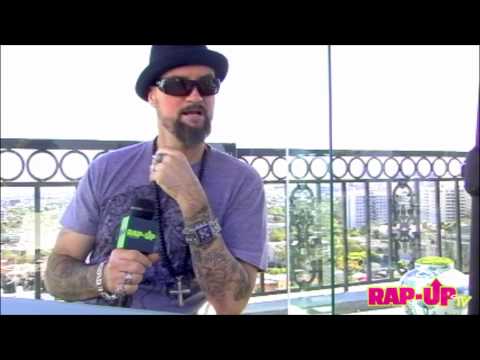 Jim Jonsin on Eminem's Impression of Yelawolf