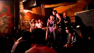 La Plebe - Plebe Por Vida (En Vivo @ El Clandestino 2012)