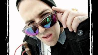 Yelawolf -Hard White (Remix) feat. Slaughterhouse &amp; T.I.