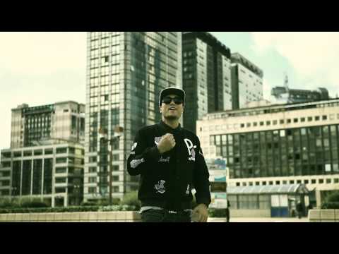 Claudia Megrè feat. Guè Pequeno - Chi non si arrende