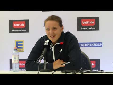 Jule Niemeier - Belinda Bencic 14 Juni Tennis Turnier in Berlin 2022