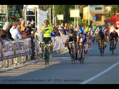 Arrivo - 1^ Tappa - 17° Giro del Friuli Juniores - Pordenone - Fontanafredda (Pn)