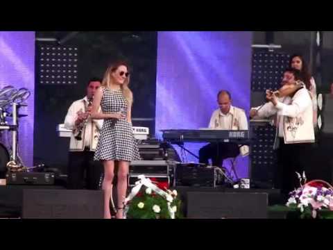 Богдана Петрова и  Оркестър Орфей    Мойто либе мамо.