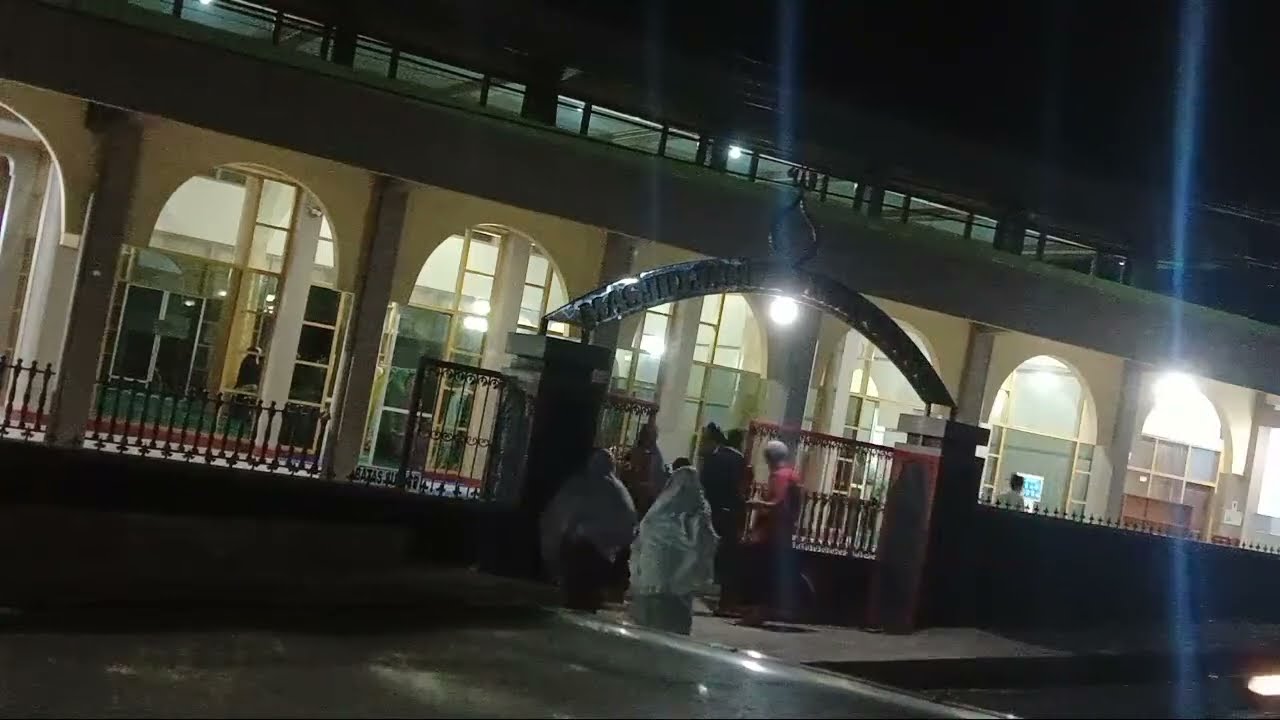 Masjid Al Jihad Cigugur saat subuh di bulan Ramadhan tahun 1444H