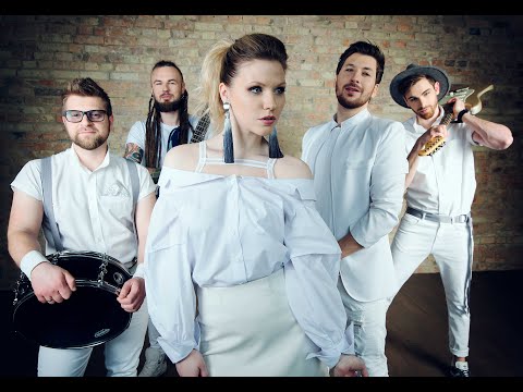 Russische Sängerin Bremerhaven 😍 für Ihre deutsch-russische Hochzeit mit einem Tamada 🥳