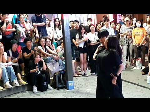 [STREET ARTIST] YU KAGAWA, HYOJIN & YOUNGWON. FANTASTIC HONGDAE BUSKING. 230712.