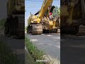 EXCAVATOR SALAH JALAN Shorts