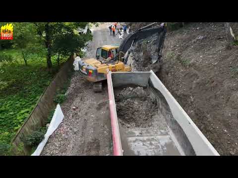 Avem de toate: Un râu, o lopată și multi m³ de beton...😁