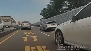 警察認證機車活該被逼被撞s（檢舉兩張皆失敗）