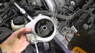 2003 Nissan Maxima passenger side engine mount