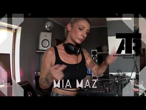 Techno Try-Outs #009: Mia Maz