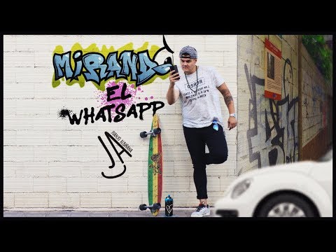 Canción "Mirando el Whatsapp"