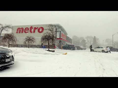 Toronto Snowstorm Walk ❄️ Boxing Day 2025 | 1.5 Hour Winter Walking Tour