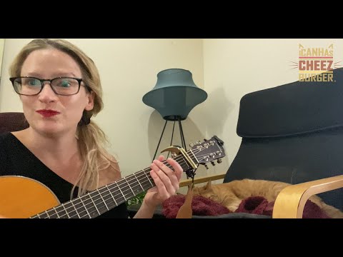 A Tribute Song To The Oldest Cat Ever Who Grew To 38 Years Old: Creme Puff