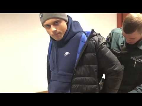 Oksanos Pikul brolis atvestas į teismą