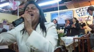 HERMANA MARIA ANTONIA CANTANDO EN IGLESIA PAN DE VIDA