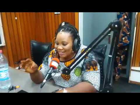 Sabirath-Minton minton sur la Radio Nationale