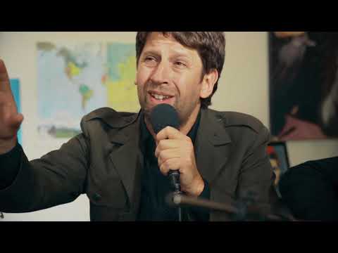 En la isla - 34 Puñaladas ("Patrones de calabozo")