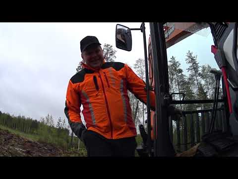 Kaivinkoneen  kenkälaatikko!