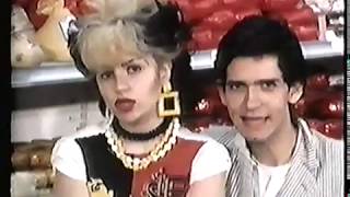 Alaska y los Pegamoides - Horror en el hipermercado (videoclip 1980)